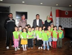 Toroslu Miniklerden ‘çöpünü Bana At’ Projesi