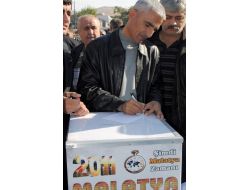 Bayram Öncesi Kartpostal Geleneğini Yaşatıyorlar