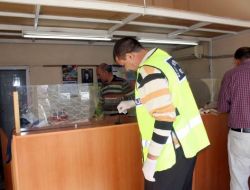 Kar Maskeli Soyguncu Güpegündüz Tedaş Veznesini Soydu