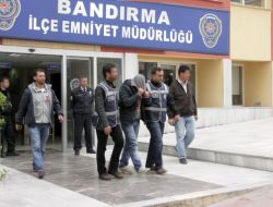 Ayrı Yaşadığı Eşini Öldüren Zanlı Yakalandı