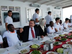 Başkan Öztürk, Ugandalı Öğrencileri Ağırladı