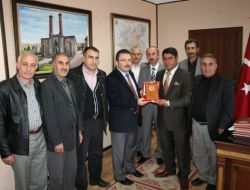 Aziziye Belediye Başkanı Cengiz'den Altınok’a Teşekkür Plaketi