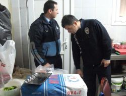 Tuzla'da Sağlıksız Gıdaya Geçit Yok