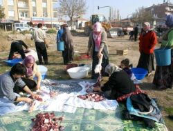 Belediye, Bayramda Çevrenin Kirlenmemesi İçin 20 Bin Poşet Dağıtacak