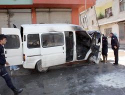 Mersin’de Polis Otosuna Saldırı