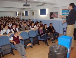 Öğrencilere Geri Dönüşüm Bilinci