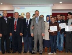 Genç Girişimciler Sertifikalarını Aldı