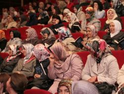 Nilüferli Kadınlar, 'Kadın Hayata Yakın' Projesinde Buluştu