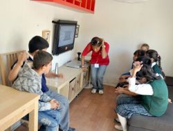 Fay Hatları Tırında 3 Bin Kişiye Deprem Eğitimi Verildi