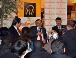 Vali Saran, Yabancı Uyruklu Öğrencilerle Sohbet Etti