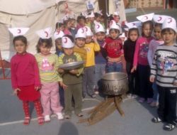 Öğrenciler, Okul Bahçesinde Kan Bağışında Bulundu