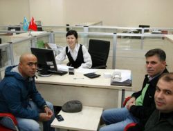 Kazakistan’da Yaşayan Türklerden Van’a Maddi Yardım