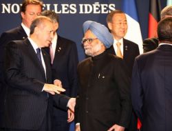 Katılımcılar Aile Fotoğrafı Çektirdi