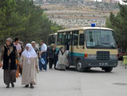 Büyükşehir'den Mezarlık Giriş Çıkışlarına Düzenleme