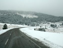 Sarıkamış Güne Kar Yağışı İle Uyandı