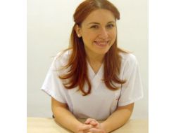 Periodontoloji Uzmanı Dr. Burcu Çetinkaya