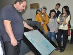 Kasif’in Gazeteci Kursiyerlerden Teknik Gezi