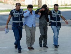 Yankesicilik Yapılan Otobüsün Şoförü, Aracı Emniyetin Önüne Çekerek Zanlıları Yakalattı