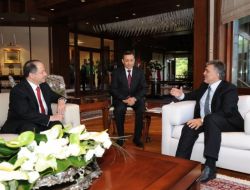 Cumhurbaşkanı Barzani’yi Kabul Etti