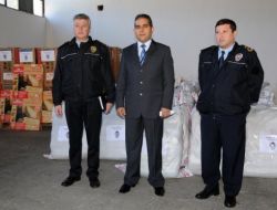 Manisa İl Emniyet Müdürlüğü Depremzedelere Yardım Gönderdi