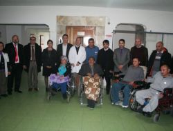 İş Adamları Özürlüleri Unutmadı