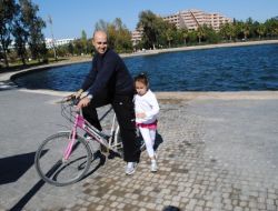 Yerli Ve Yabancı Turistler, Titreyengöl'de Güne Pedal Çevirerek Başlıyor