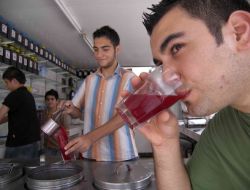 Kurban Etinin Yanında Gazlı İçecekler Yerine Şalgam Suyu İçin