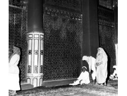 Medine’ye Siyah-beyaz Yolculuk