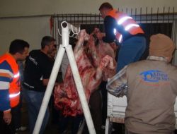 Kimse Yok Mu Batman'da 7 Bin Aileye Kurban Eti Dağıttı