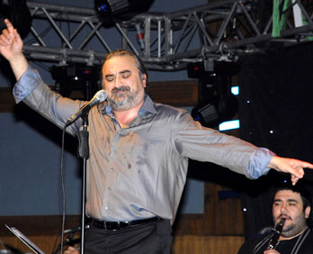 'Onlar yazar değil, yazarkasa'