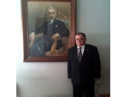 CHP’DE TABLO ÇATLAĞI