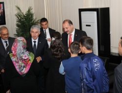 Başkan Akgül, Vatandaşlarla Bayramlaştı