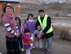 Kimse Yok Mu Derneği, Ardahan’da Bin 500 Aileye Kurban Eti Dağıttı