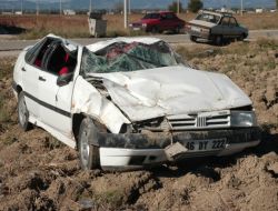 Üst Üste Kaza Yaptı, Burnu Bile Kanamadı