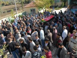 Enkazdan Çıkarılan Genç Hayatını Kaybetti