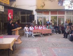 Askere Gidecek Gençler Dualarla Uğurlanıyor