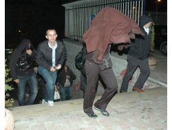 Bakırköy'de Kumar Baskını: 45 Gözaltı