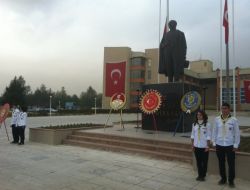 Erzincanlı İzciler 'Ataya Saygı Nöbeti' Tutuyor