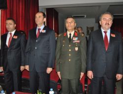 Atatürk Edremit’te de Törenle Anıldı