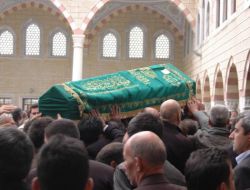 Gölde Boğulan 4 Kişi Toprağa Verildi