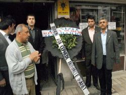 Denizli Alperen Ocakları Ak Parti'yi Protesto Etti