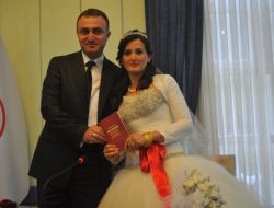 Ailece Özel Tarihlerde Evlendiler