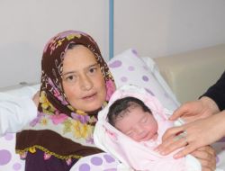 11 Kasım Bebekleri, Ailelerin Sevinçlerini İkiye Katladı