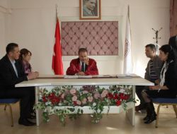 Nikahlarını 11.11.11 Saat 11.11'de Kıydırdılar