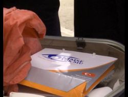 Yardımsever Japon’un Çantasından Kimse Yok Mu Kataloğu Çıktı