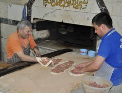 Kurban Bayramı'nın Ardından Fırınlarda Kıymalı Pide Mesaisi Başladı