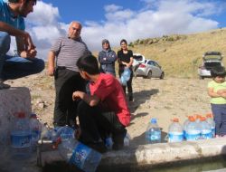 Çoban Çeşmelerinin Yalnızlığını Piknikçiler Gideriyor