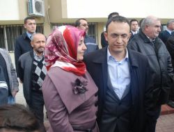 Kaçırılan Deniz Otobüsündeki Yolcu Yakınları Büyük Sevinç Yaşadı