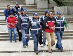 Bulgar Plakalı Araçta Bonzai Maddesi