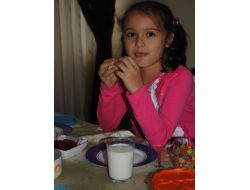 Çocukların, Kemik Gelişimi İçin Günlük 2 Bardak Süte İhtiyacı Var